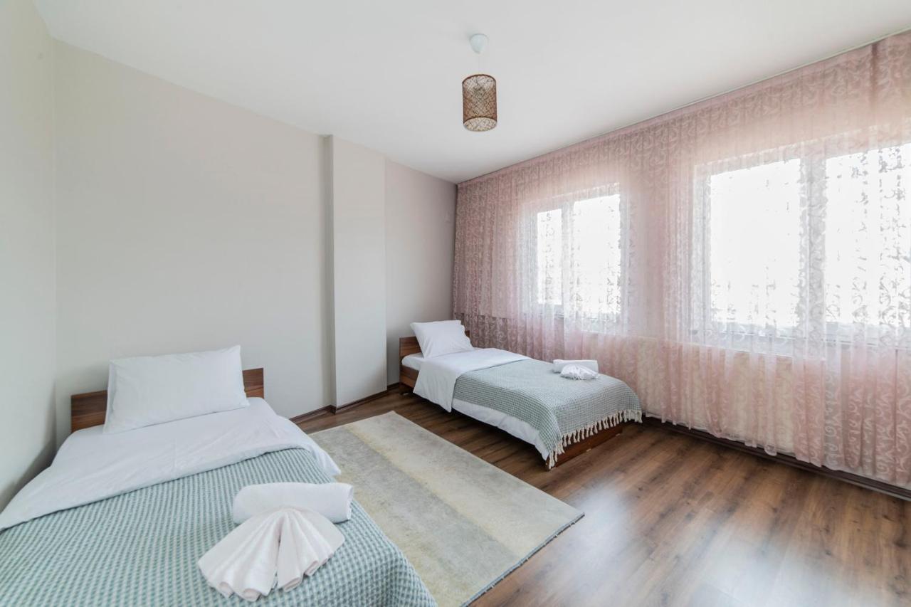 Centrally Located 2 Bedroom Apt With Netflix บูร์ซา ภายนอก รูปภาพ